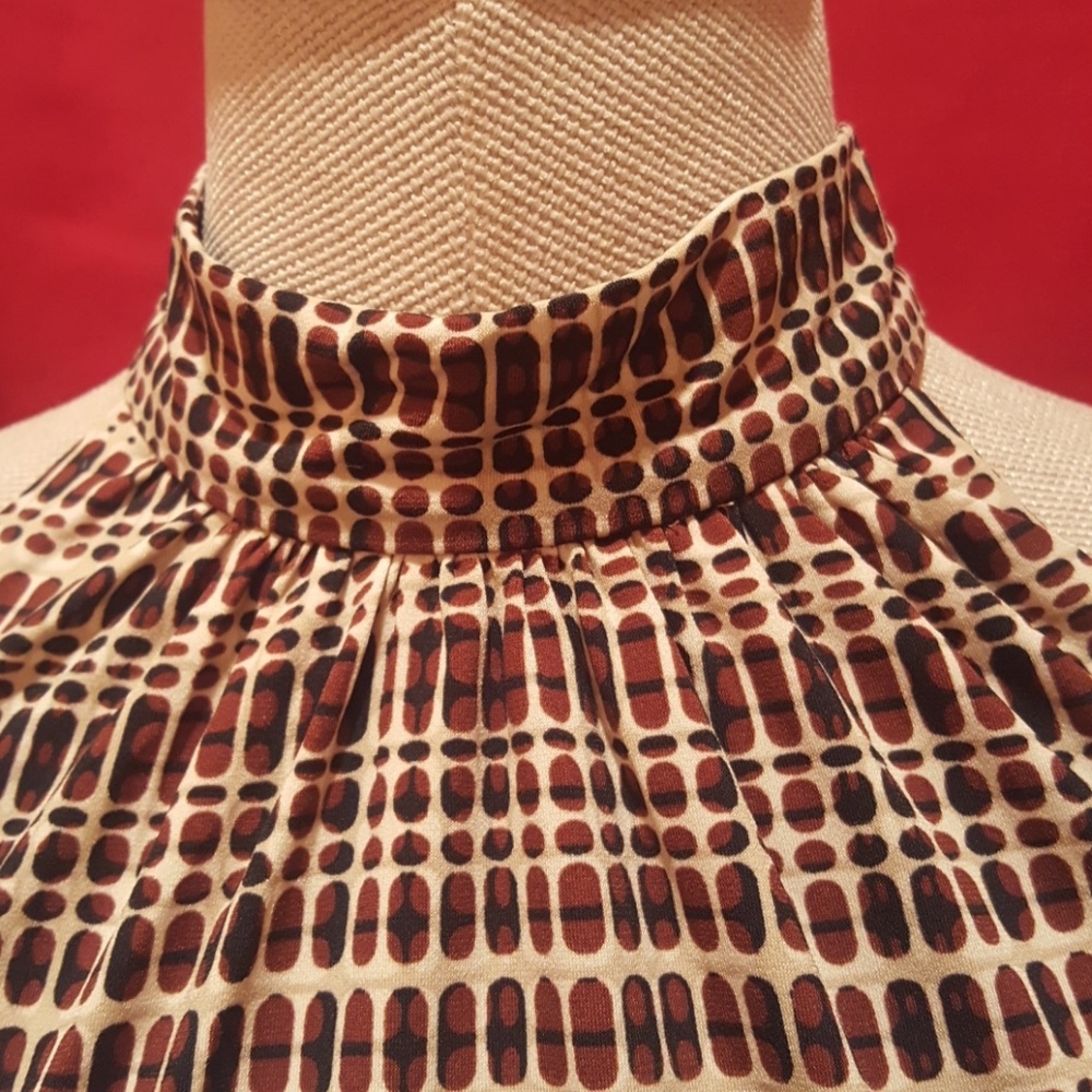 New York&Company halter neck top. - Picture 3 of 8